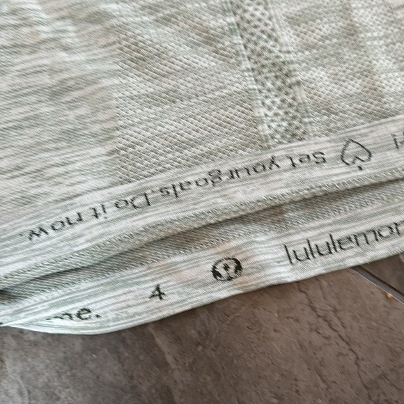 Lululemon Swiftly Tech Tank - Picture 3 of 3